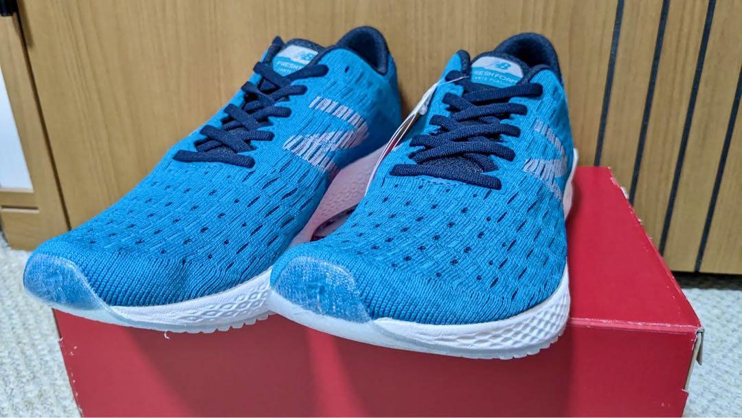 新品未使用 New Balance 27.5ランニングシューズ  ニューバランス