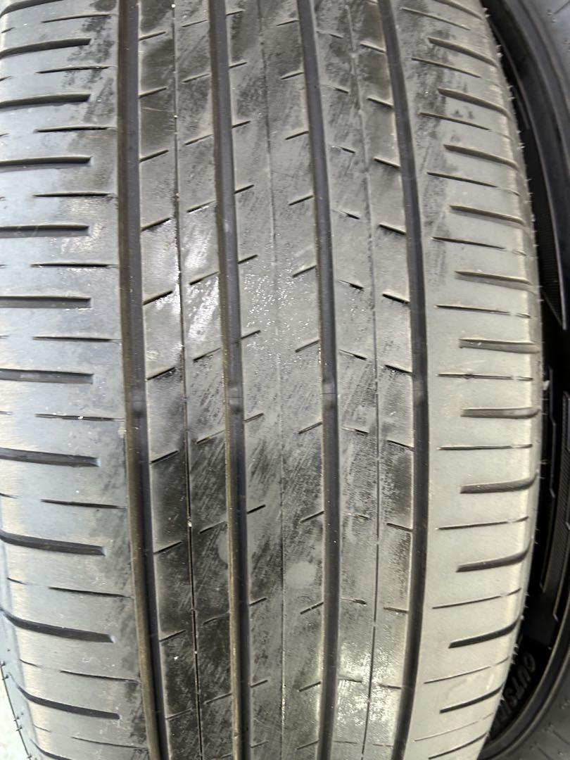 235/60R18 夏タイヤ　2本セット①