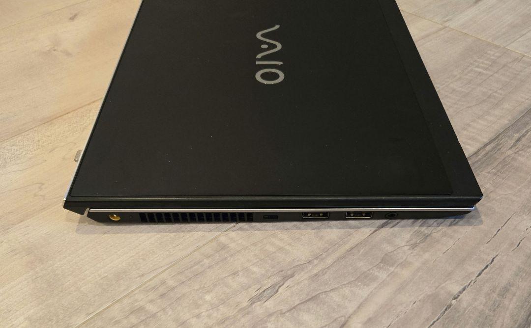 VAIO SX12 | ALL BLACK EDITION(2022年7月発売モデル)｜VAIO公式