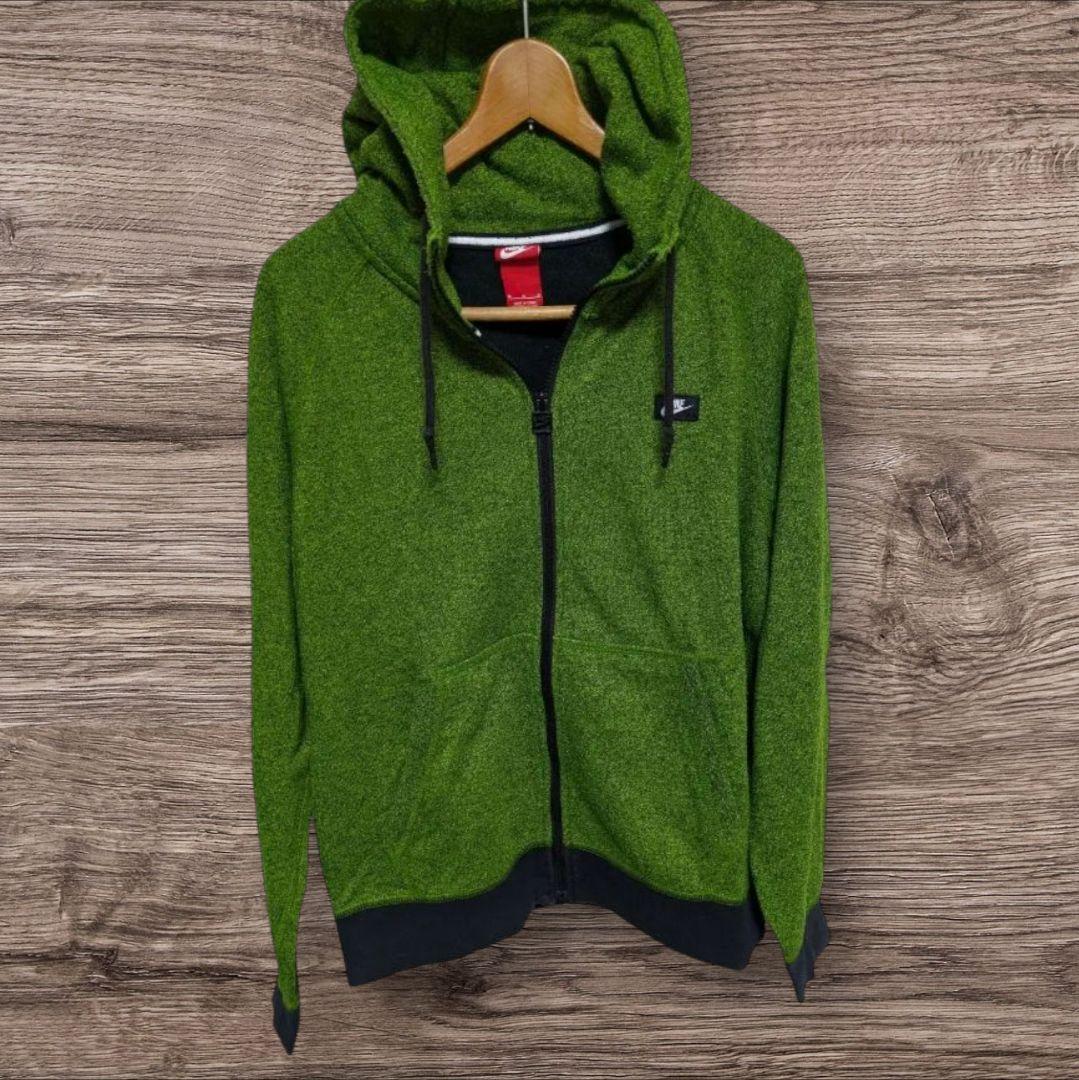 Nike 緑色 パーカー フルジッパー