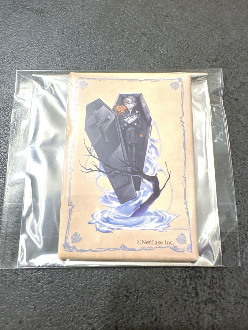 第五人格　IdentityV　スクエア 缶バッジ　納棺師 第五人格 IdentityV スクエア 缶バッジ 納棺師 - メルカリ