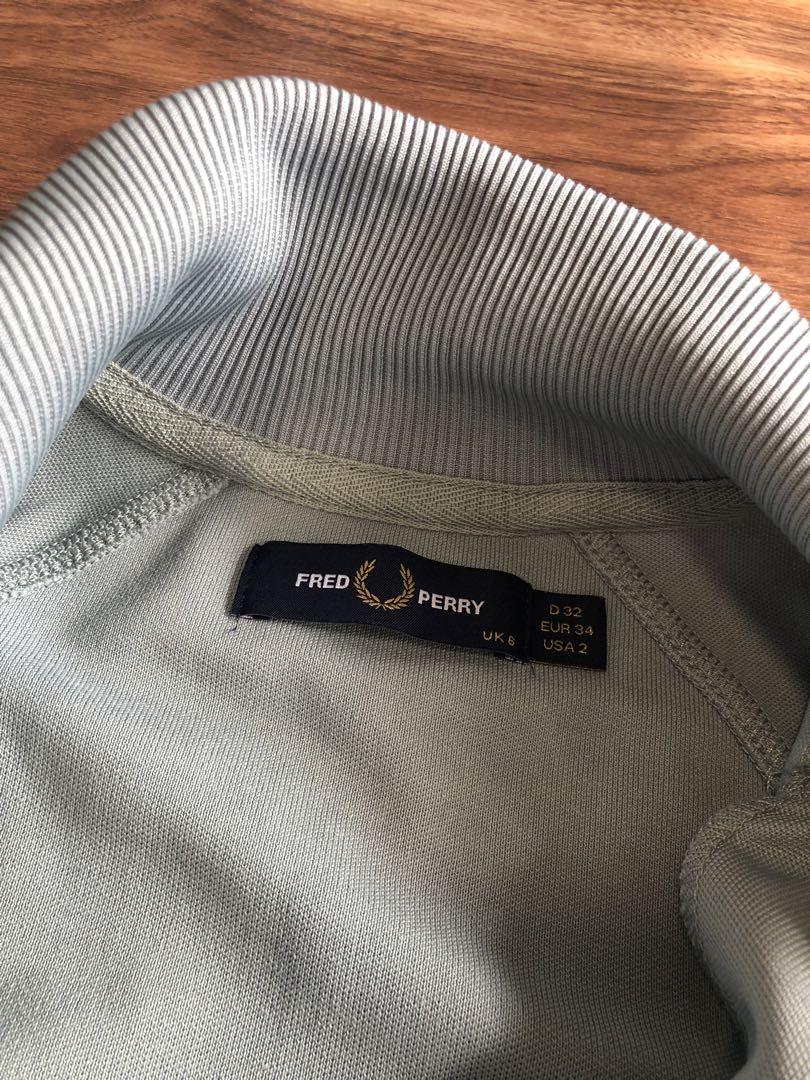 FRED PERRY TAPED TRACK JACKETフレッドペリージャージ