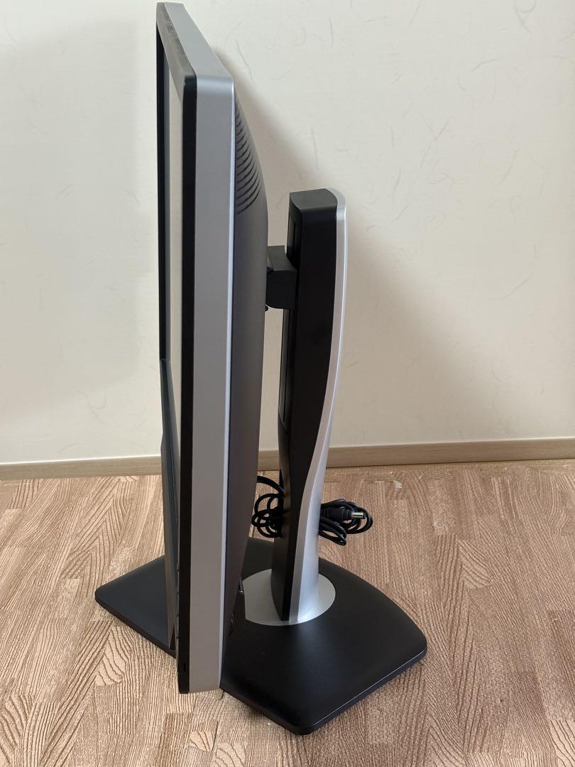 DELL 24型ディスプレイU2412MB+純正スピーカーAX510サウンドバー