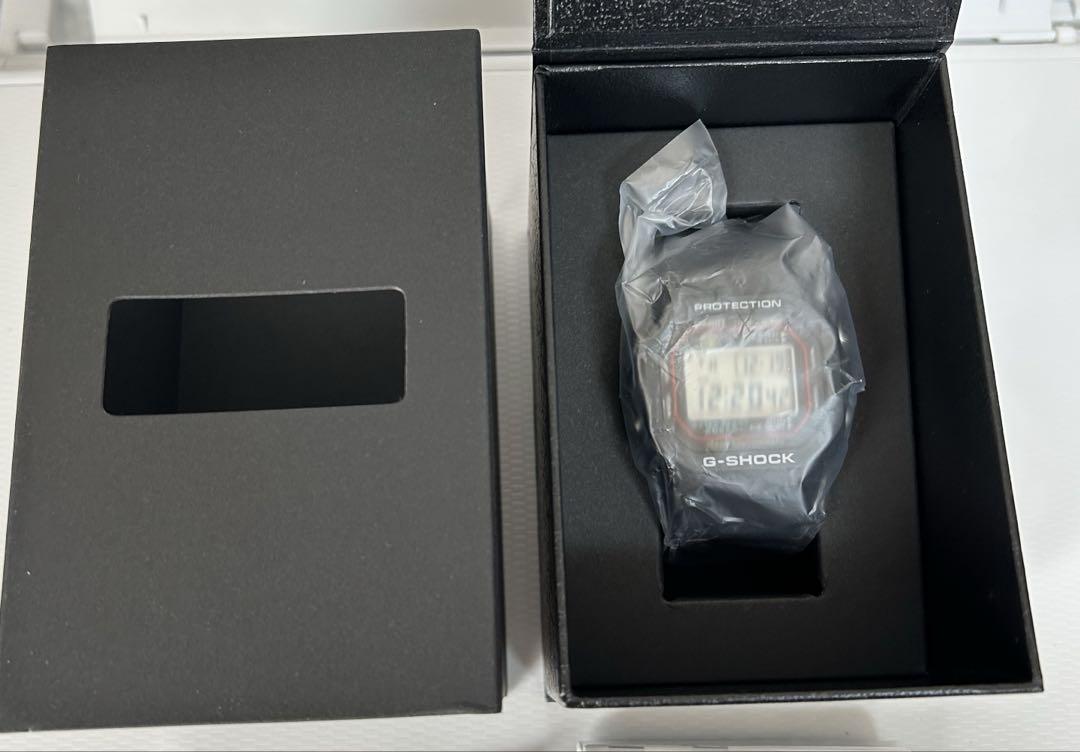 新品未使用タグ付き G-SHOCK DW-5000R-1AJF