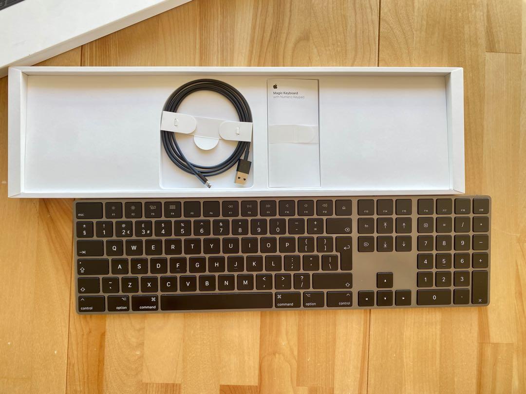 【美品】Apple Magic Keyboard 10キー スペースグレイ Amazon.co.jp: Apple Magic Keyboard(テンキー付き)- 日本語(JIS