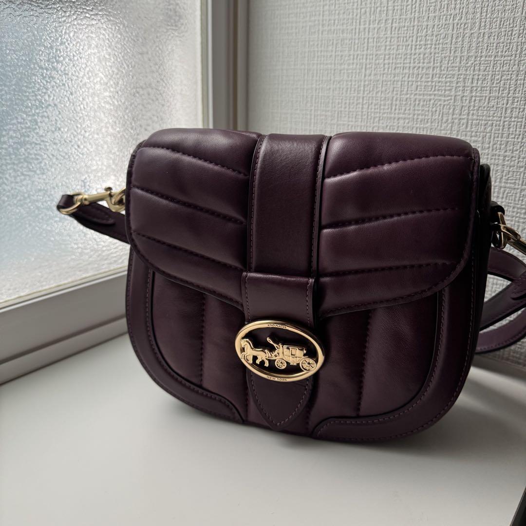COACH キルティングショルダーバッグ