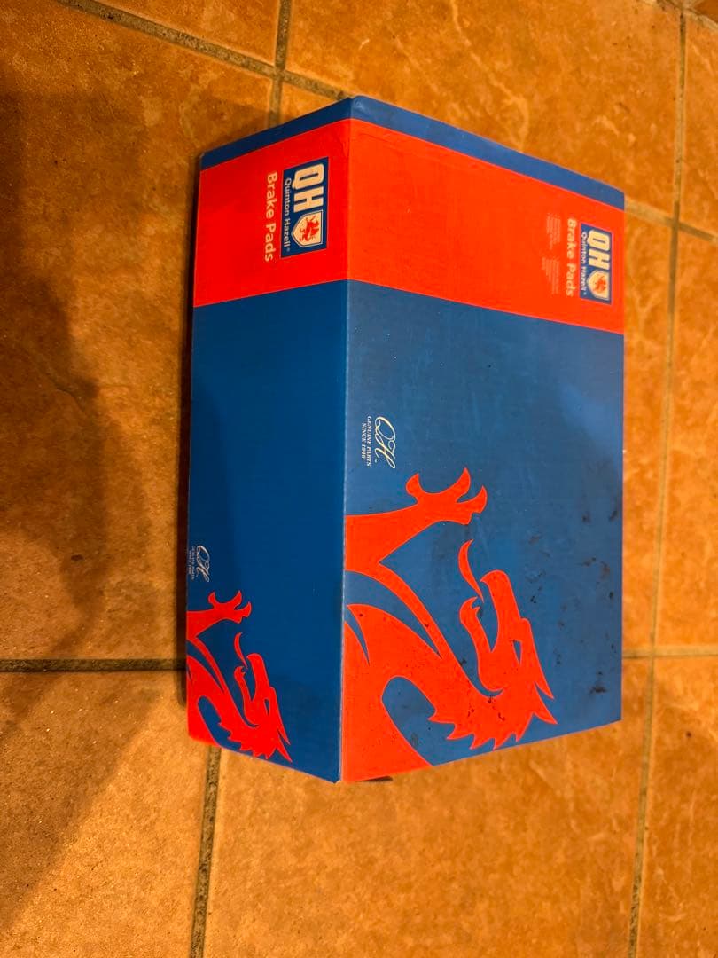 アウディ　ブレーキパッド　6ポッドキャリパー用　フロントセット　曙キャリパー