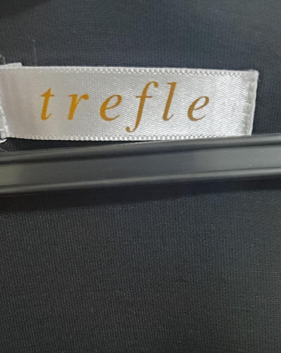 trefle+1トレフルプラスワン フロントフリルジレ