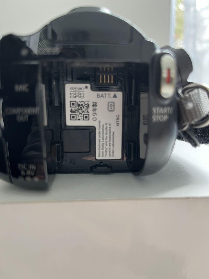 ビデオカメラ Canon ivis HF20