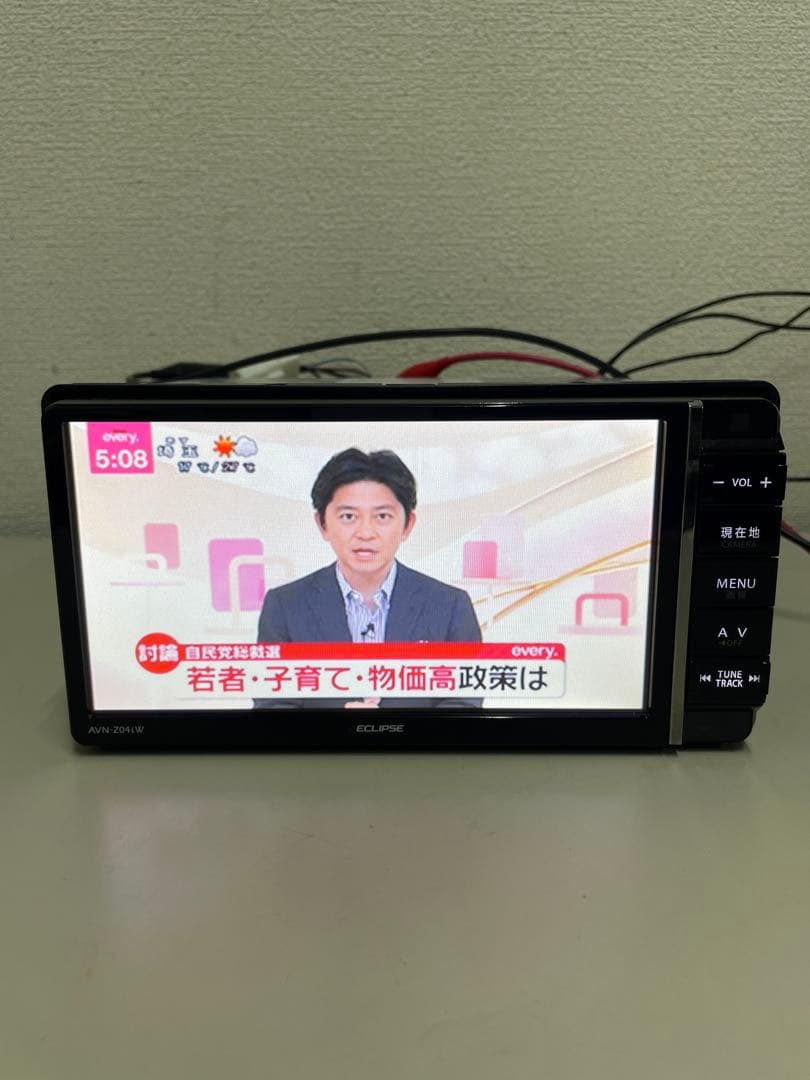 イクリプス AVN-Z04iW フルセグ CD DVD BT SD目立った傷や汚れなし BRIGHTFACE_UK