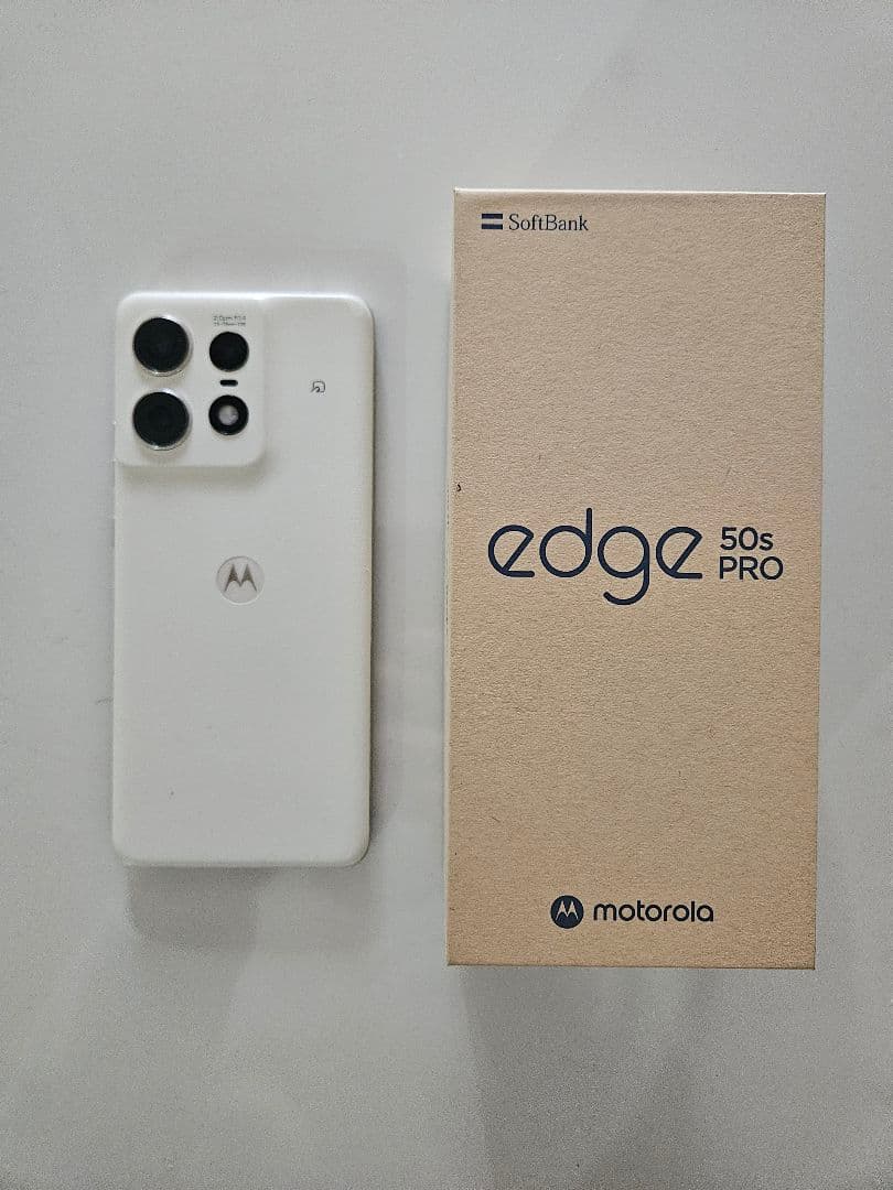 motorola edge 50s PRO 全付 バニラ ホワイトMOTOROLA