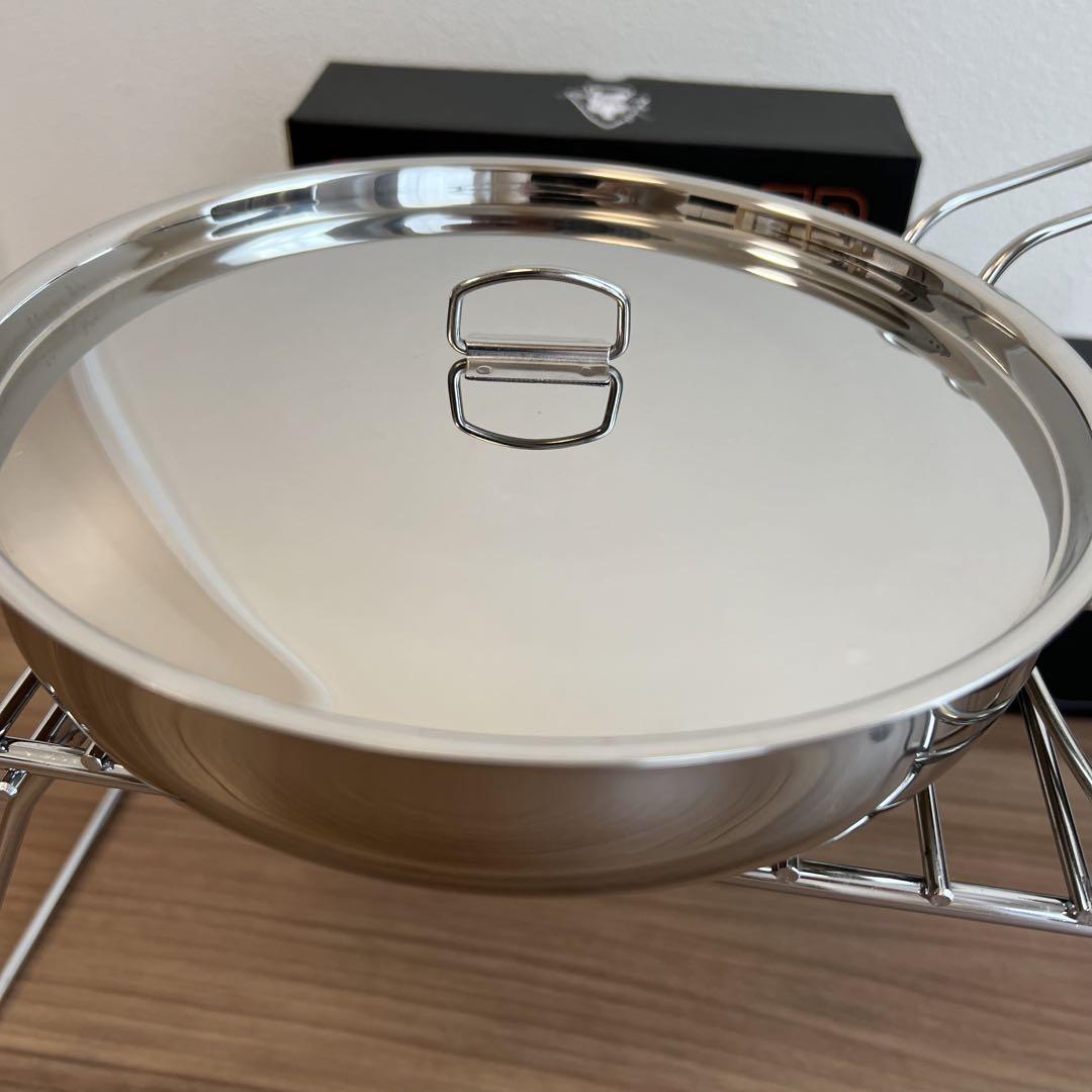 パスファインダー製フライパンとカップとボトルハンガー＆脚付焼網台のセット