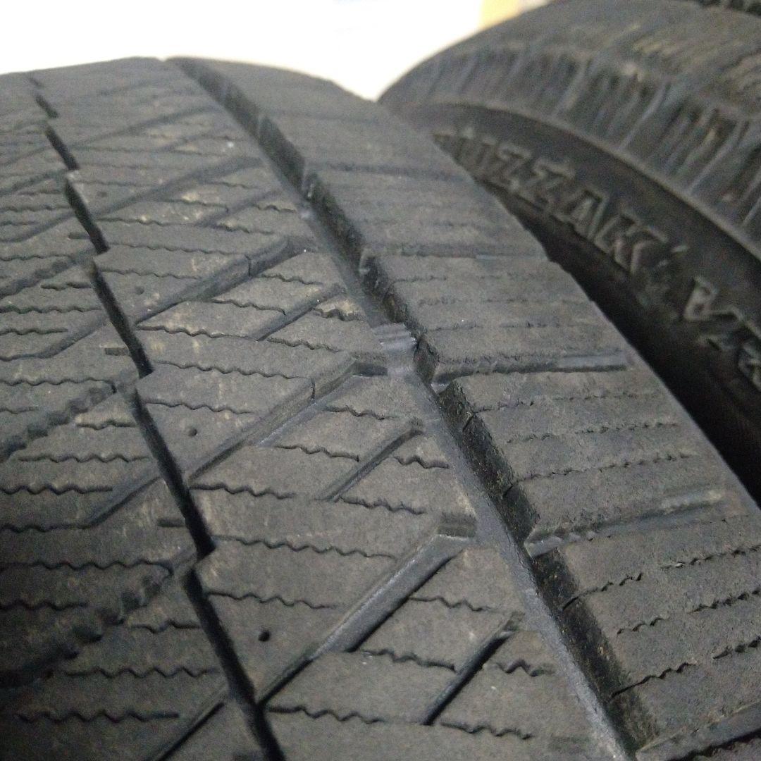 タイヤ・ホイール 215/60r17 VRX2  (6-30)