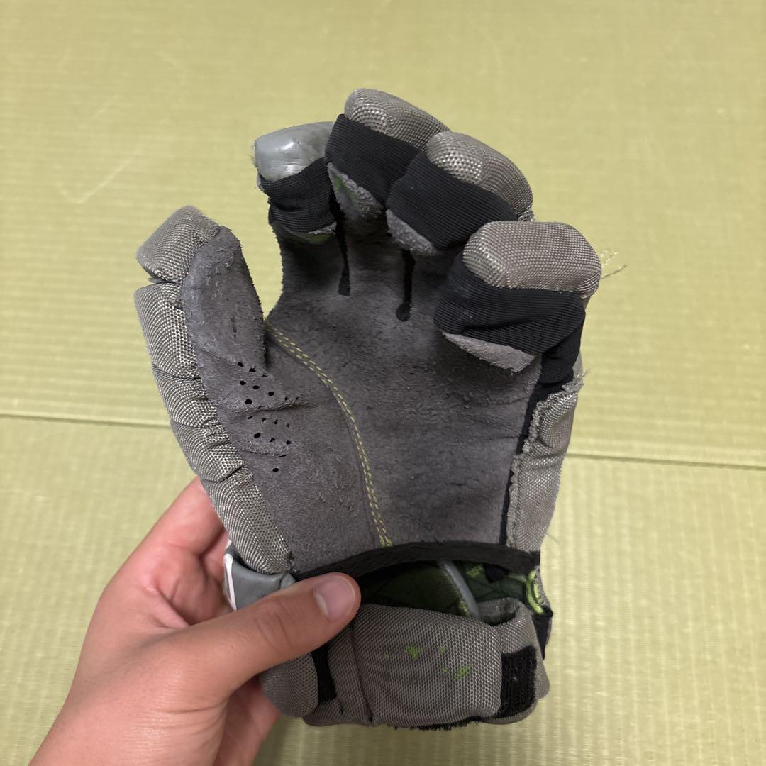 Maverik ラクロス グローブ 黒 灰色