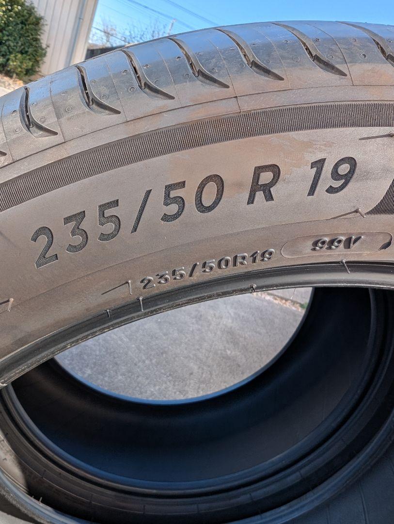 新車外し！ミシュランe primacy 235/50/19 2本