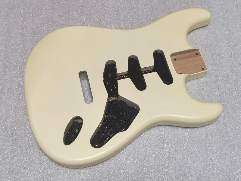 1815#送料無料♪アルダー Nitro Satin ノイズシールド無STボディ