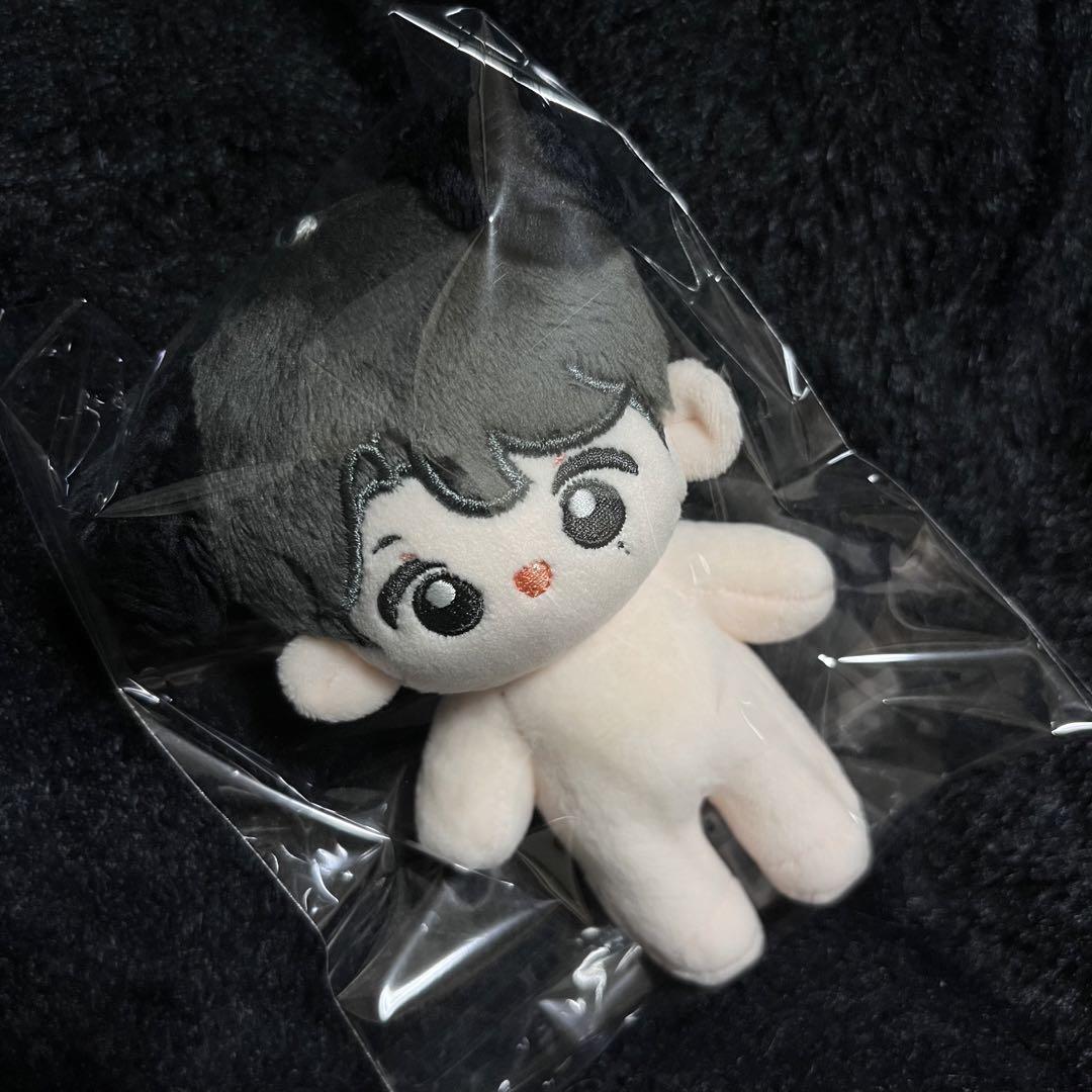 ドギョム　ぬいぐるみ　10cm 新品　マスター　セブチ ドギョム ぬいぐるみ 10cm 新品 マスター セブチ seventeen