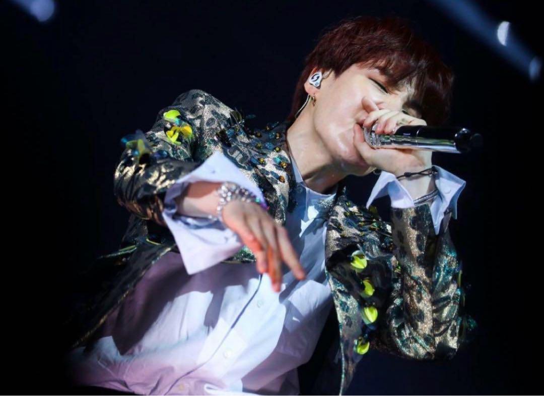 BTS SUGA ユンギ RECODE HYBE INSIGHT