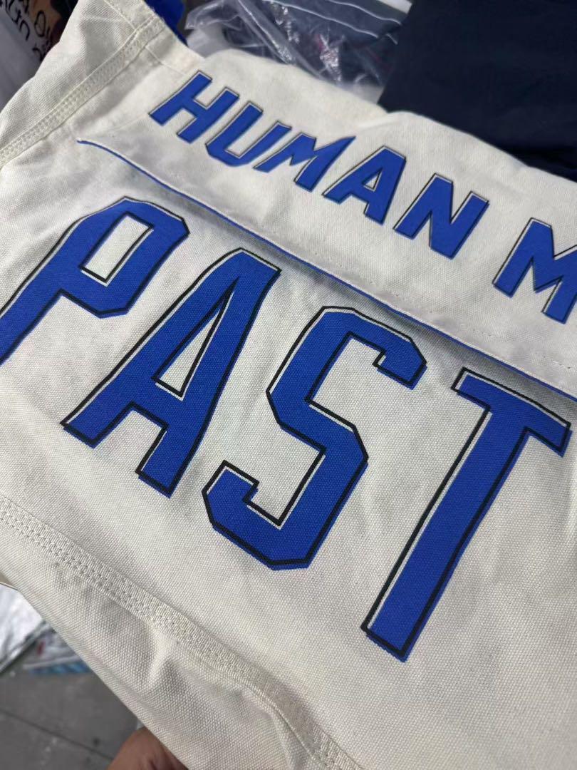 HUMAN MADE メッセンジャーバッグ