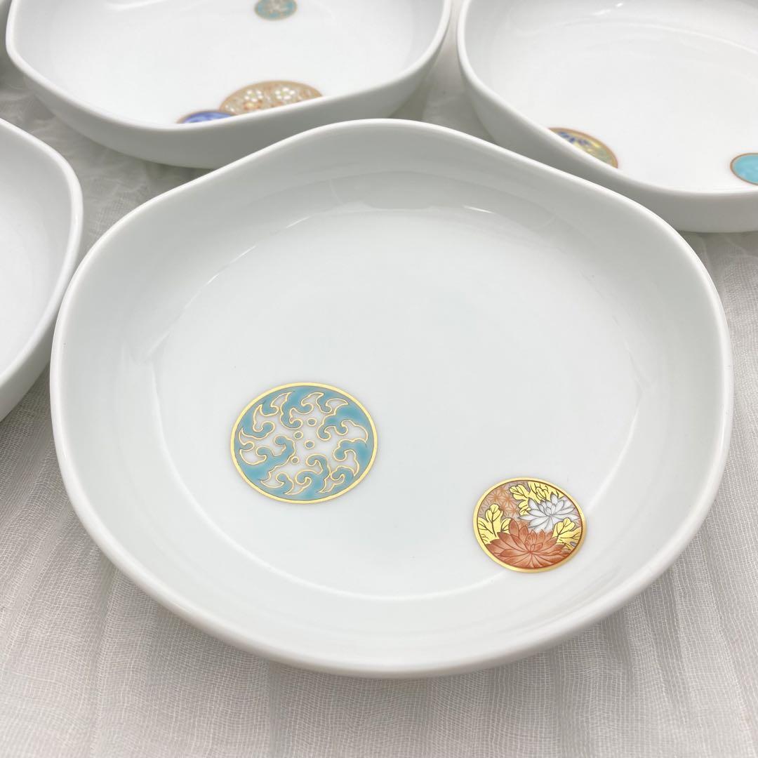 深川製磁　寿赤絵　小皿揃　取皿揃　小鉢　中皿　食器　和食器　花柄食器 深川製磁 寿赤絵 小皿揃 取皿揃 小鉢 中皿 食器 和食器 花柄食器