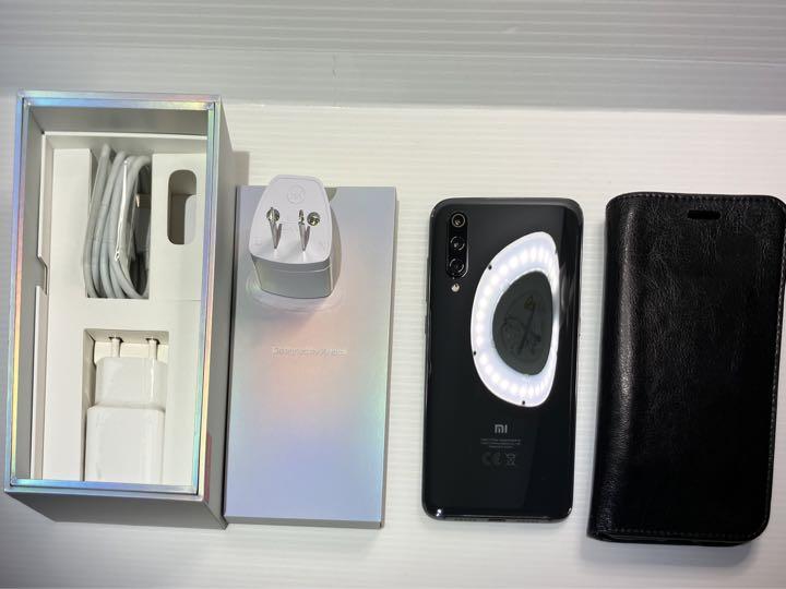 【超美品】Xiaomi Mi9 グローバル版