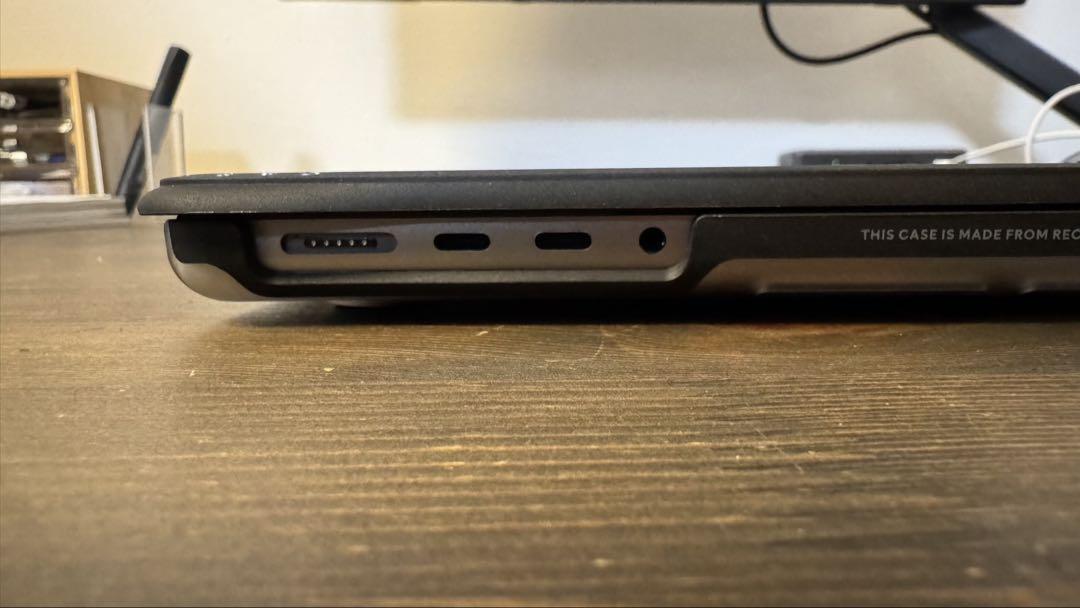 MacBook M1
