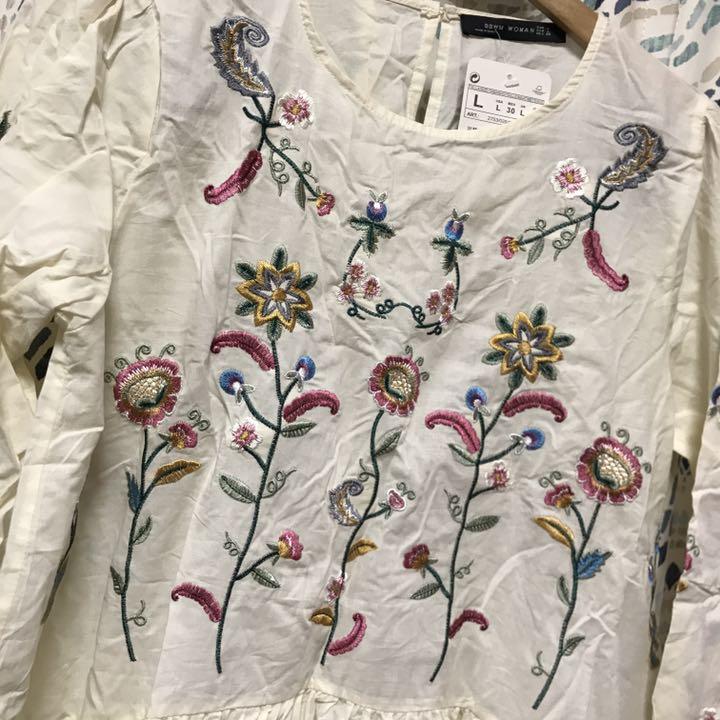 新品 フラワー刺繍 長袖チュニックワンピース 薄手 花刺繍 花柄 | Shop 新品 フラワー刺繍 長袖チュニックワンピース 薄手 花刺繍 花柄 | Shop