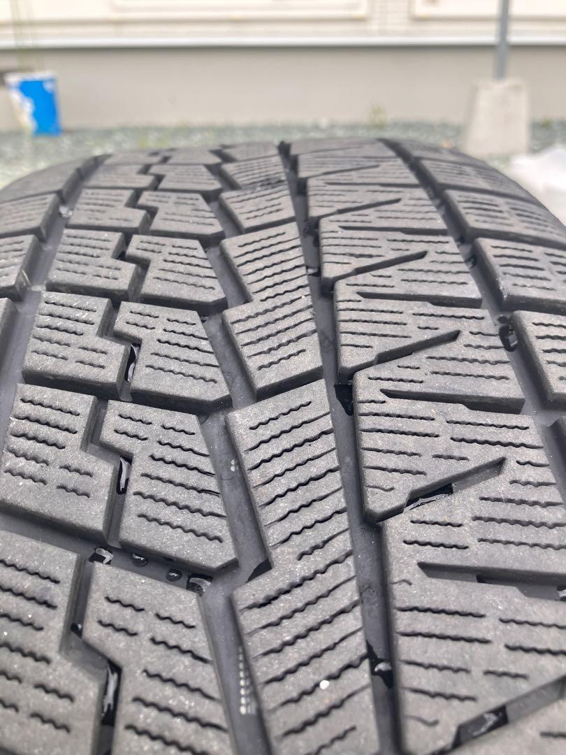 YOKOHAMA 225/55R18 スタッドレスタイヤセット18インチ