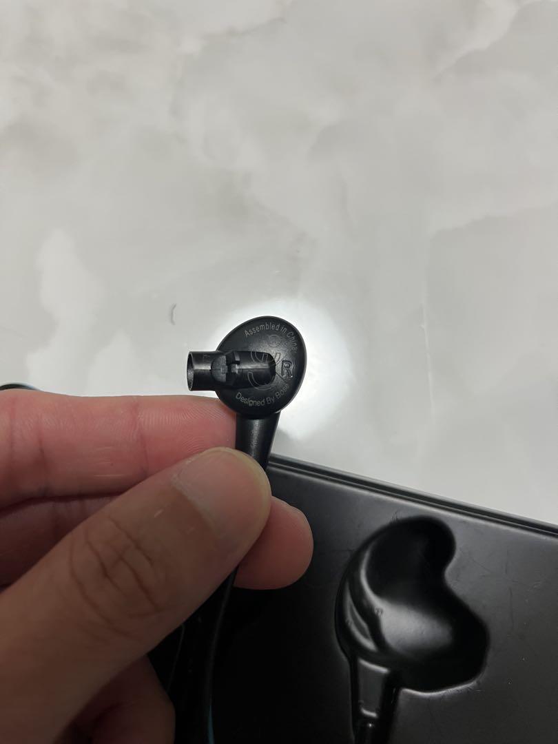 mg ボーズ　Bose QuietComfort 20　ブラック