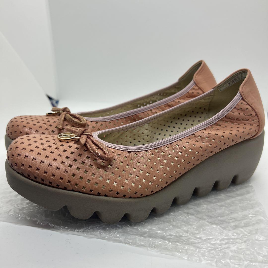 美品23.5㎝　ヒルズアべニュー パンチングウェーブソール パンプス