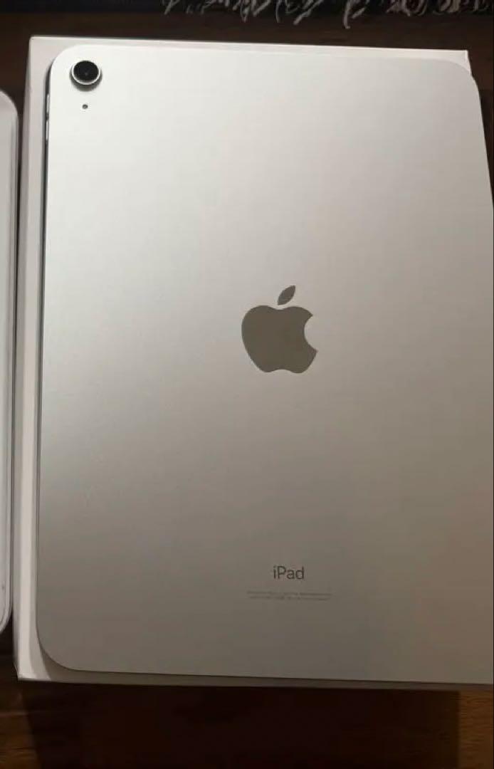 iPad 第10世代 シルバー 64GB