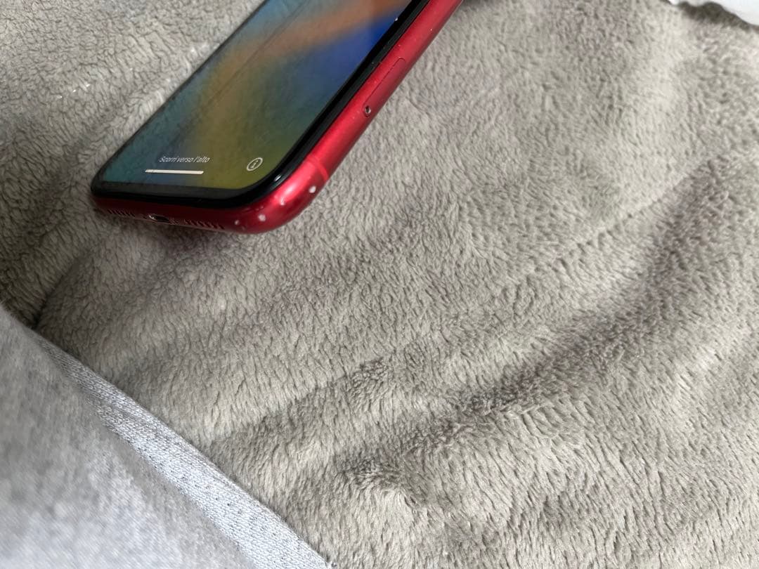 iPhone11 レッド本体 スマートフォン本体