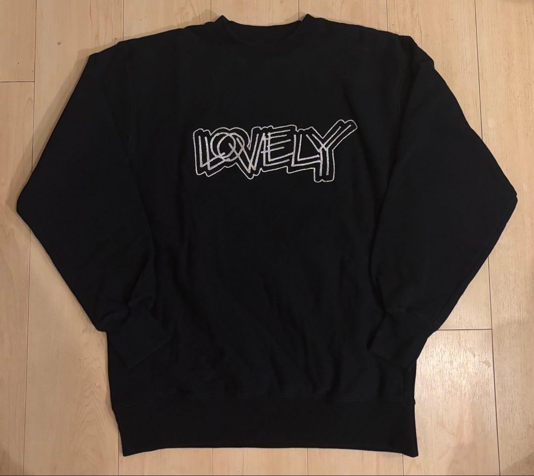 LOVELY ブラック スウェット