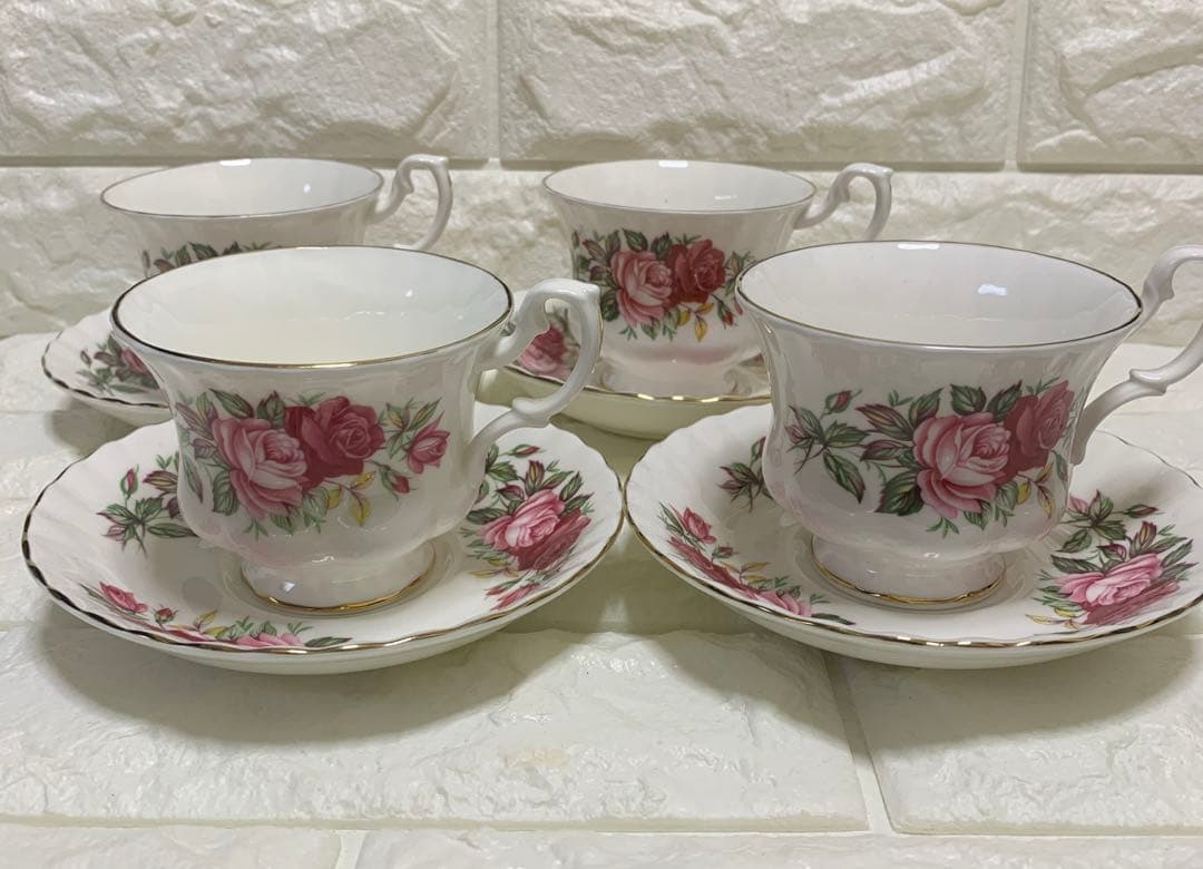 ロイヤルアルバート カップ&ソーサー 4客セット　レア！