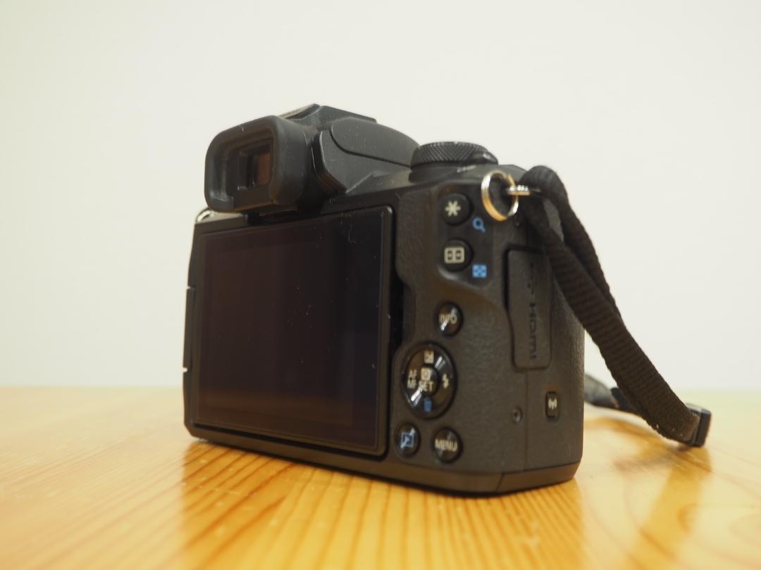 【中森さま専用】Canon ミラーレス一眼カメラ EOS Kiss M