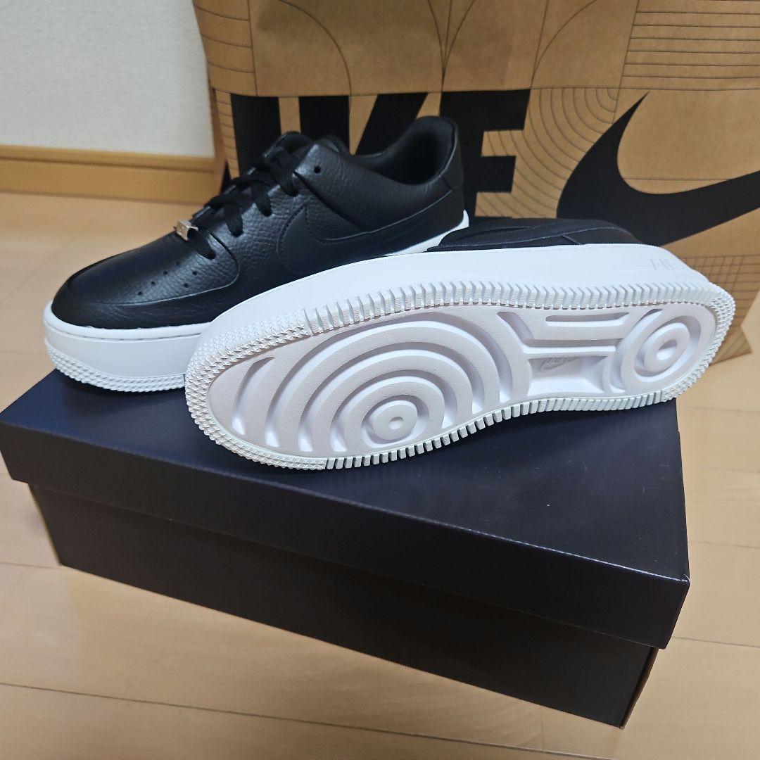 NIKE Air Force 1 ブラックレザー