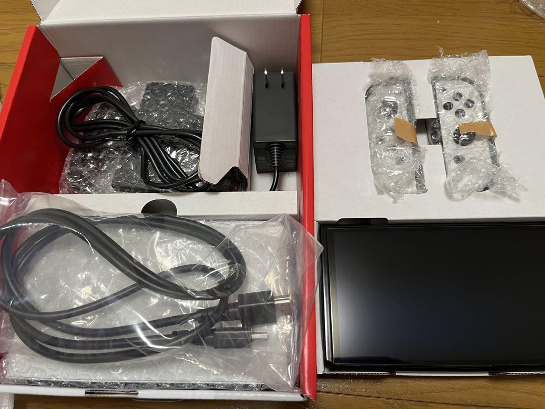 ニンテンドースイッチ　有機EL ホワイト　本体　256GB SDカード付き
