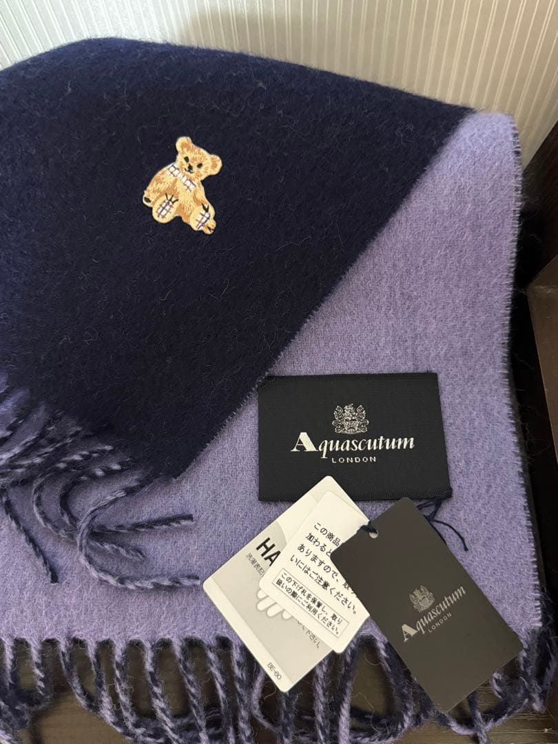 アクアスキュータム ベア 刺繍 ウール マフラー ダブルフェイスAquascutum