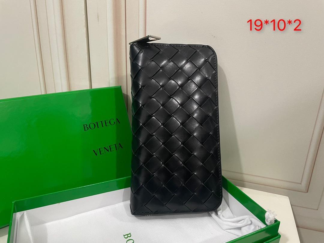 BOTTEGA VENETA ブラック ラウンド 長財布