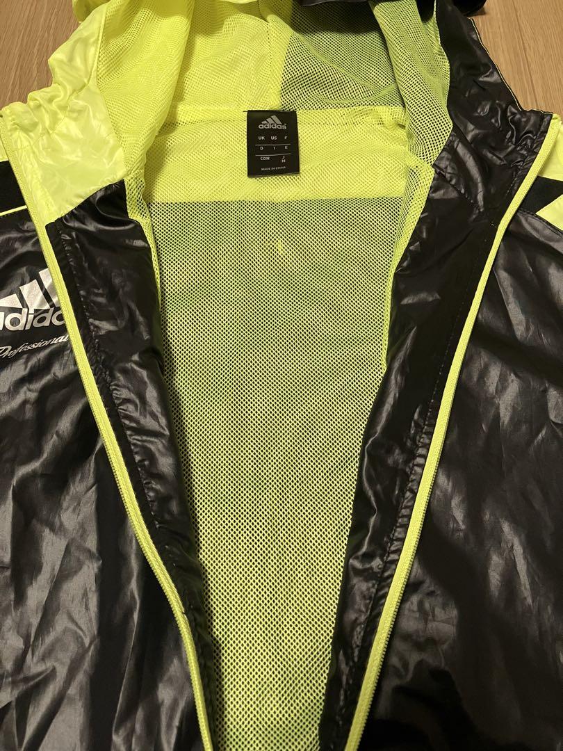美品 アディダスプロフェッショナルセットアップ 上下 メンズM ナイロン 黒黄銀