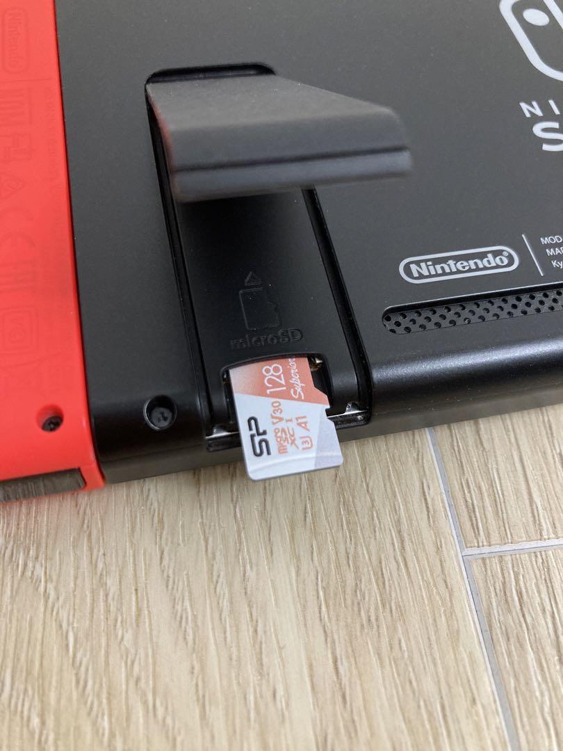 Nintendo Switch 本体 [128GB micro SD付き]