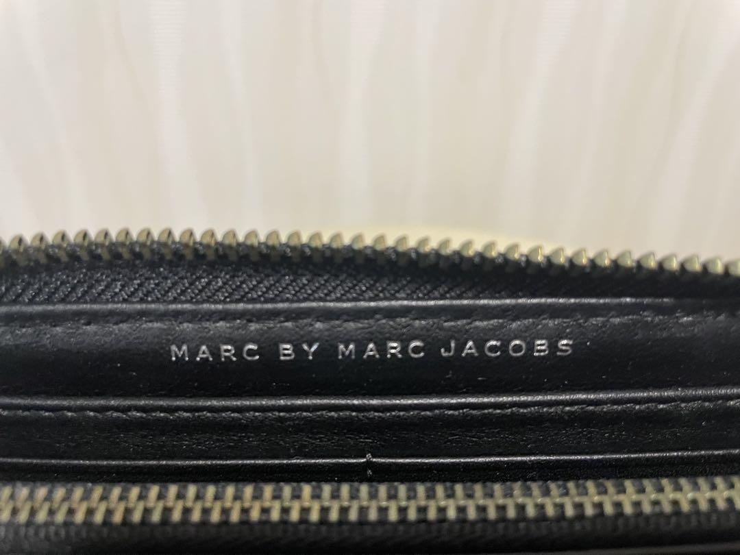 新品箱付き！MARC BY MARC JACOBS キルティング長財布 ブラック