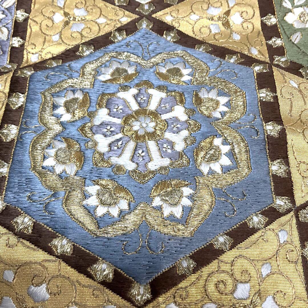 ◯C985正絹　六通袋帯　総刺繍　蘇州刺繍　金駒刺繍　華文　極美品　着物
