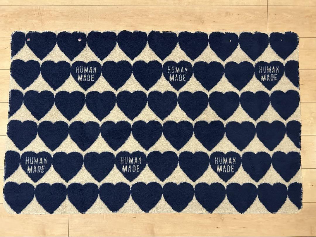 布団・毛布 HUMAN MADE Heart Fleece Blanket Human Made Men's Heart Fleece Blanket in Blue Human Made