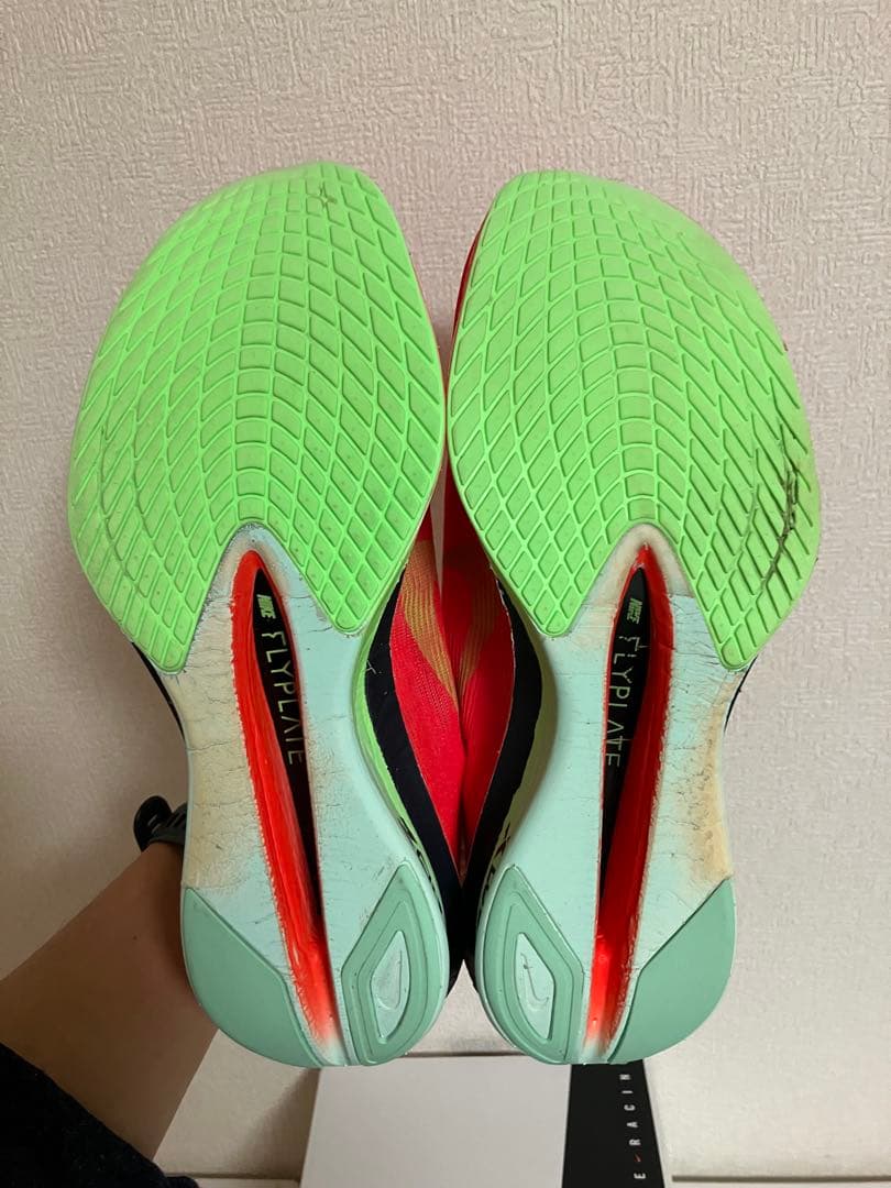 【ナイキ】ヴェイパーフライ4【26.5cm】