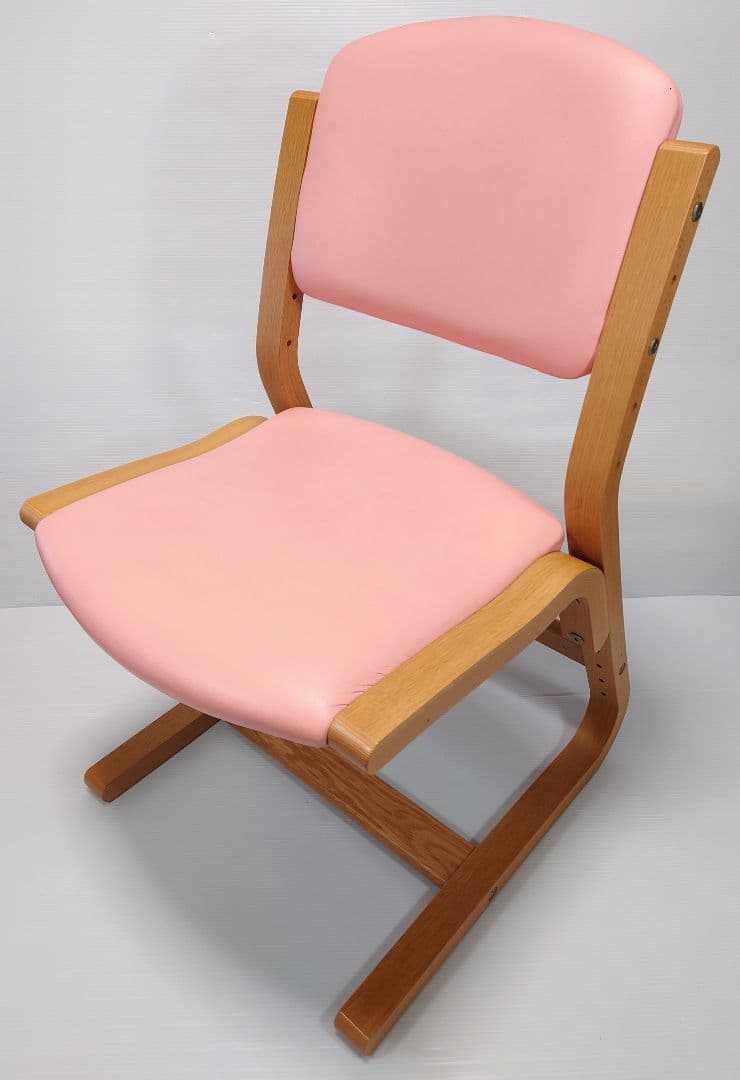 カリモク×ベネッセ BenesseⓇ