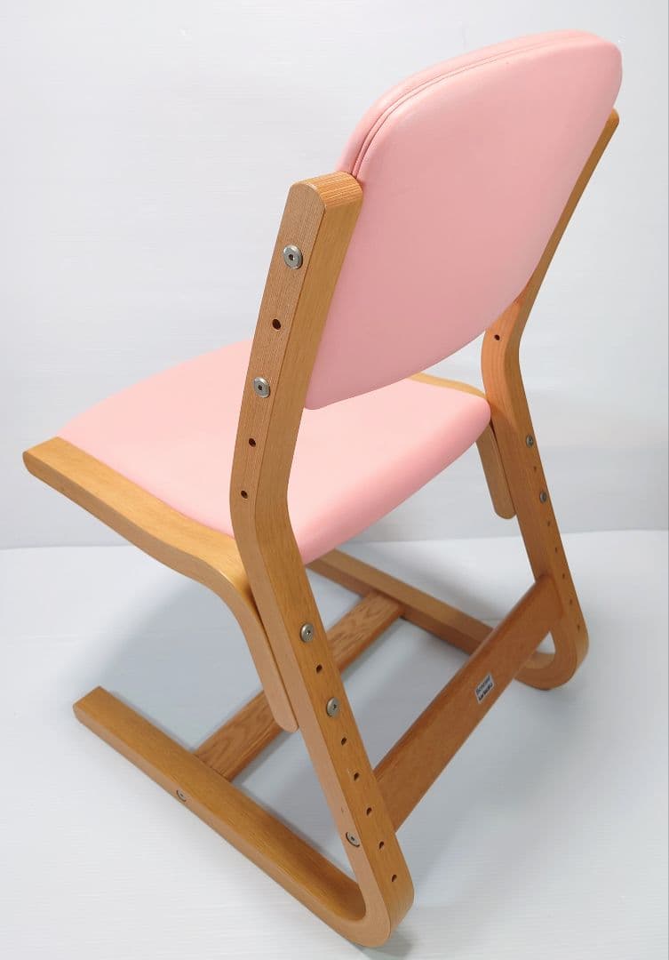 学習椅子カリモク家具