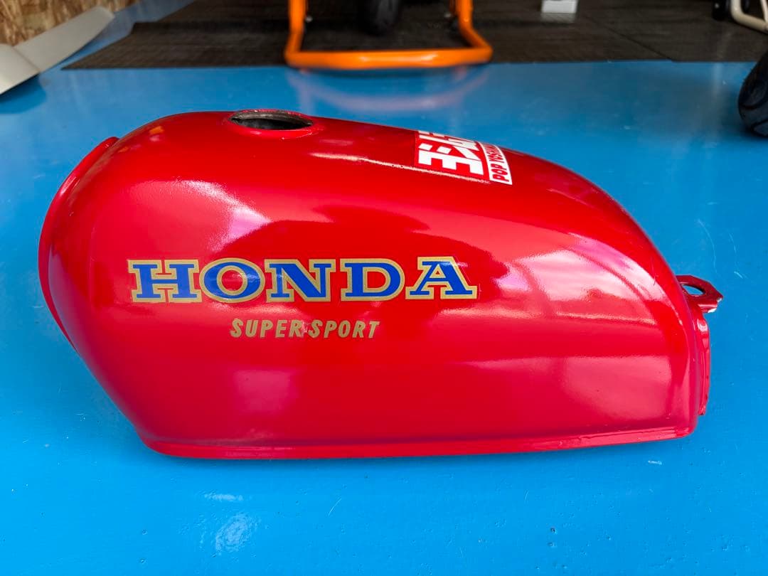 美品　ape50 エイプ　ヨンフォア仕様　タンク コックつき 美品 ape50 エイプ ヨンフォア仕様 タンク コックつき