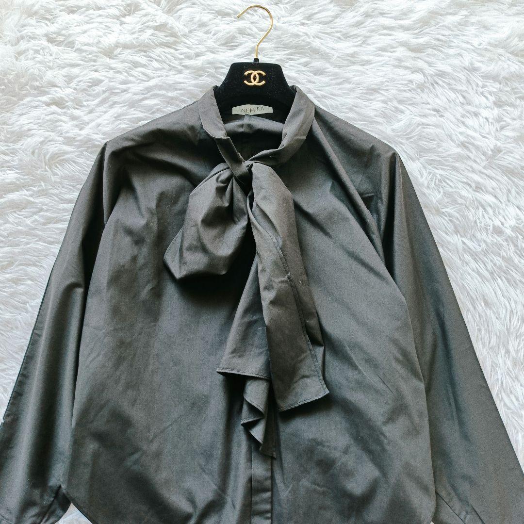 【NEMIKAネミカ】長袖シャツ　ブラウス　パール　ボウタイ　コットン　ブラック