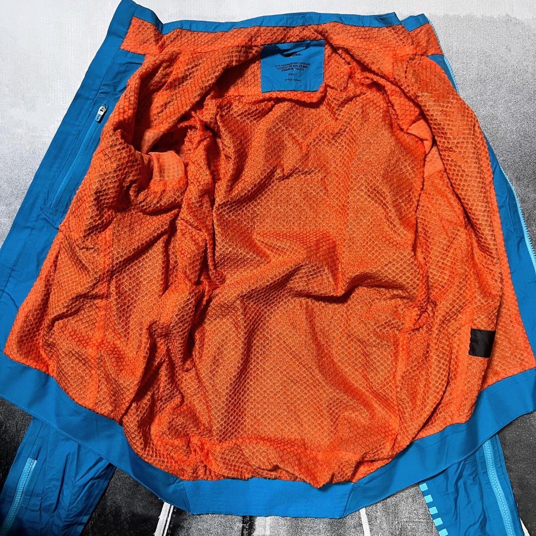 ゴアテックス ジャケット